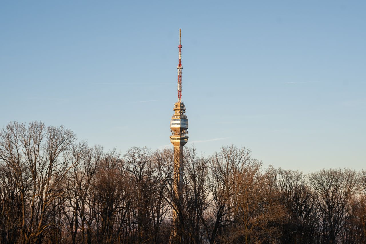Šta sve videti na Avali, a da nije Avalski toranj: Kako stići do vrha i gde je taj parking?